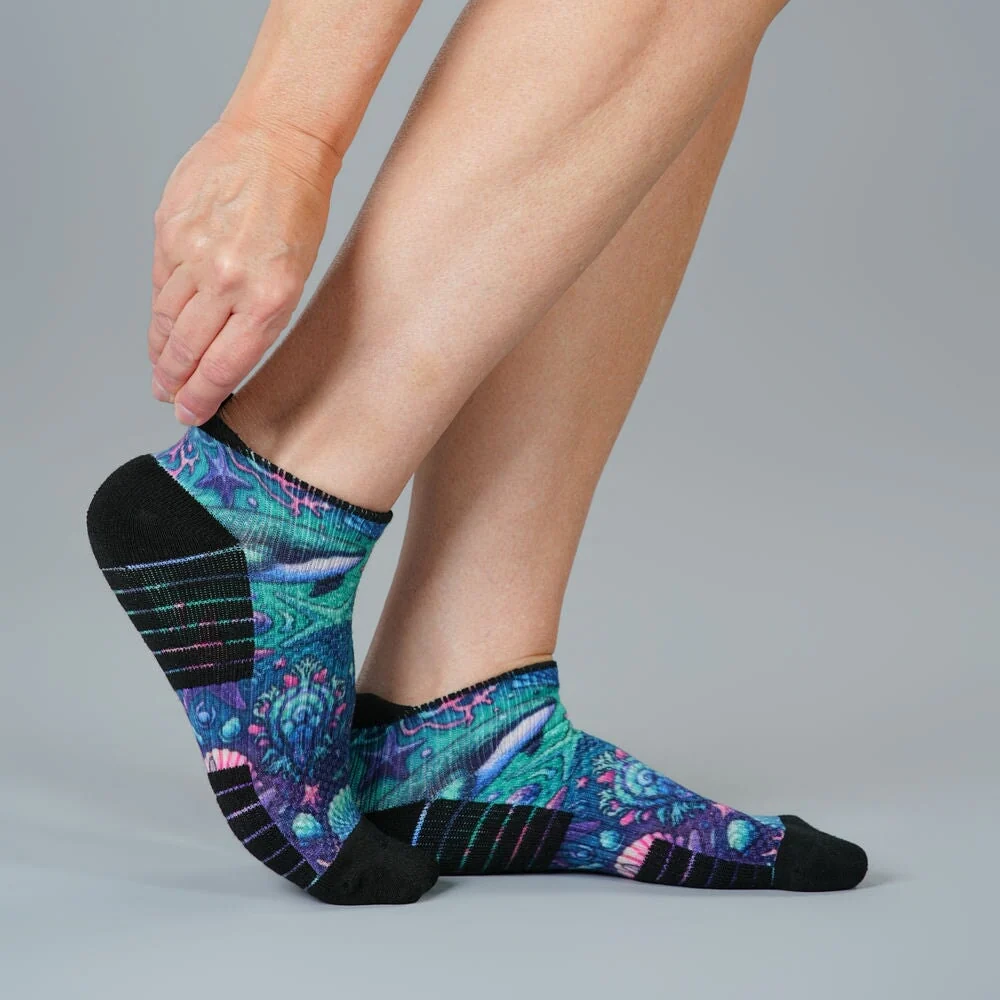 Iridescent Sealife Ankle Compression Socks - Image 3