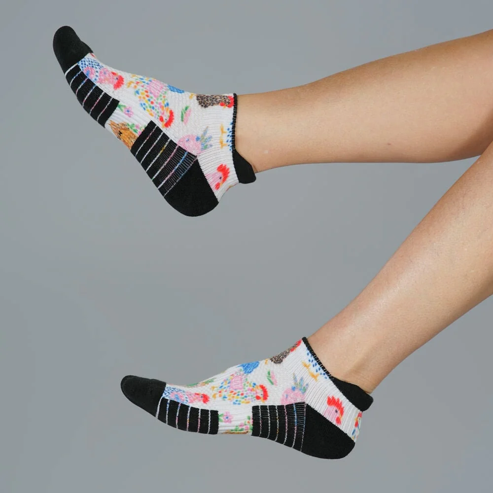 Rooster Razzle Ankle Compression Socks - Image 4